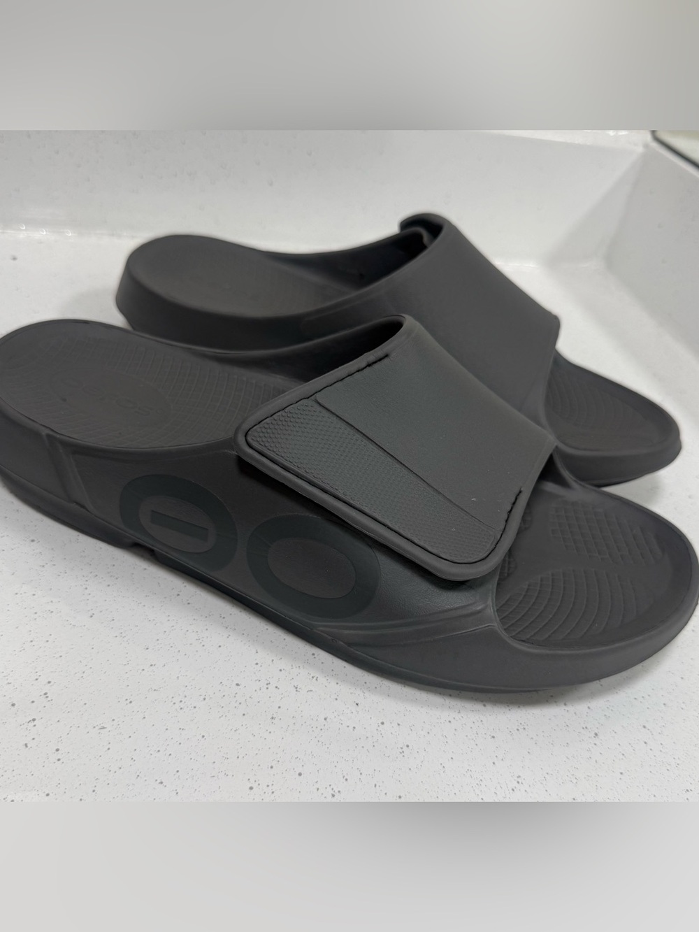 OOFOS Slide Gray Sandals